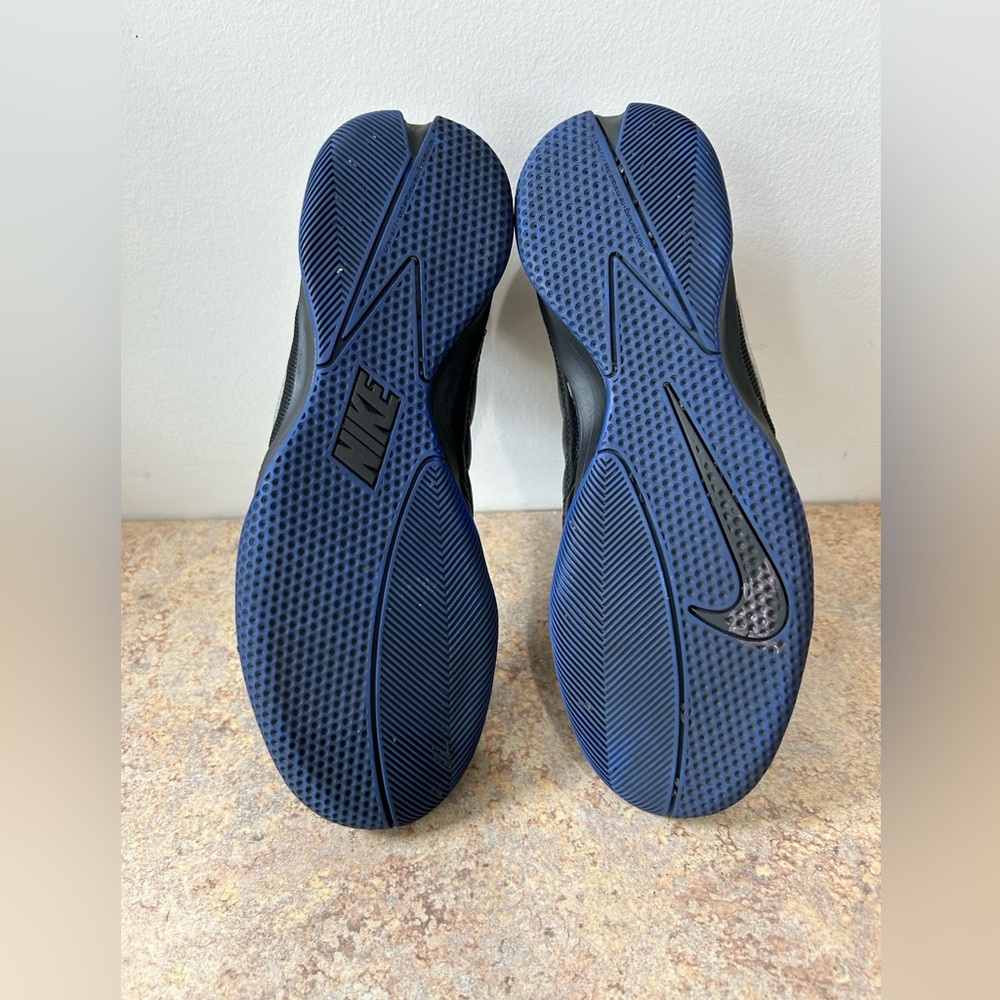 Nike Gato II Soccer Shoes in Black and Blue size 7/EU 40 - Picture 5 of 6